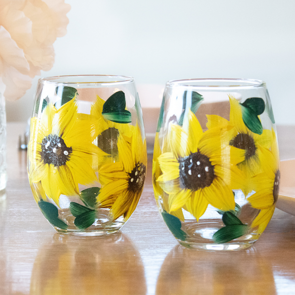 Set of 2- Daisy Decor - 15 oz Hand Painted Stemless Wine Glasses